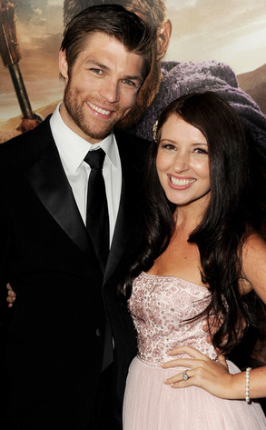 Liam McIntyre, Erin Hasan Liam McIntyre, Erin Hasan